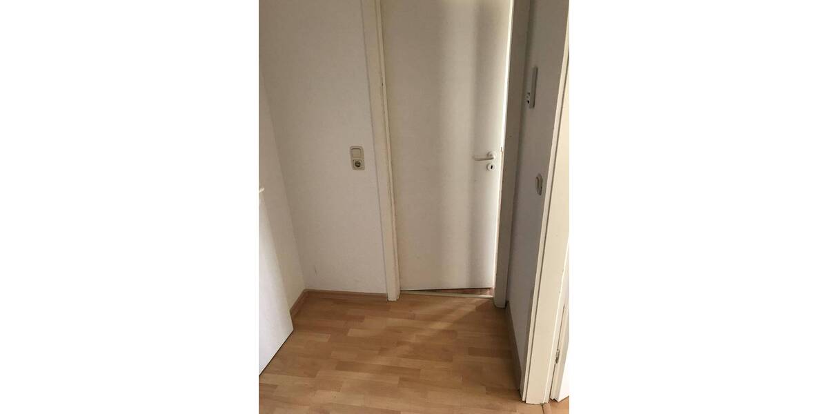 Etagenwohnung Magdeburg Sudenburg - 2 Zimmer, 34 m&sup2;, 250&euro; | Angebot:26176409