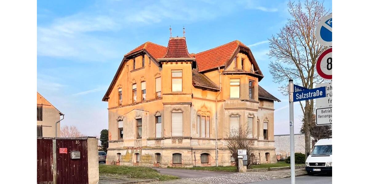 Heimwerker aufgepasst! Schöne Gründerzeit-Villa voller Potenzial! 17 zimmer