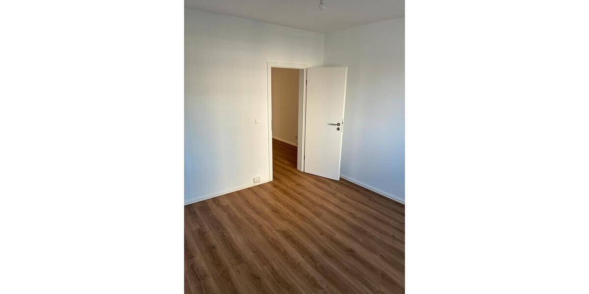 Erdgeschoßwohnung Magdeburg Großer Silberberg - 2 Zimmer, 50 m&sup2;, 550&euro; | Angebot:26645986