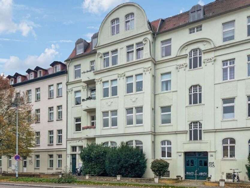 Wohnung zum Kaufen in Magdeburg 170.000 € 103 m² 3 zimmer
