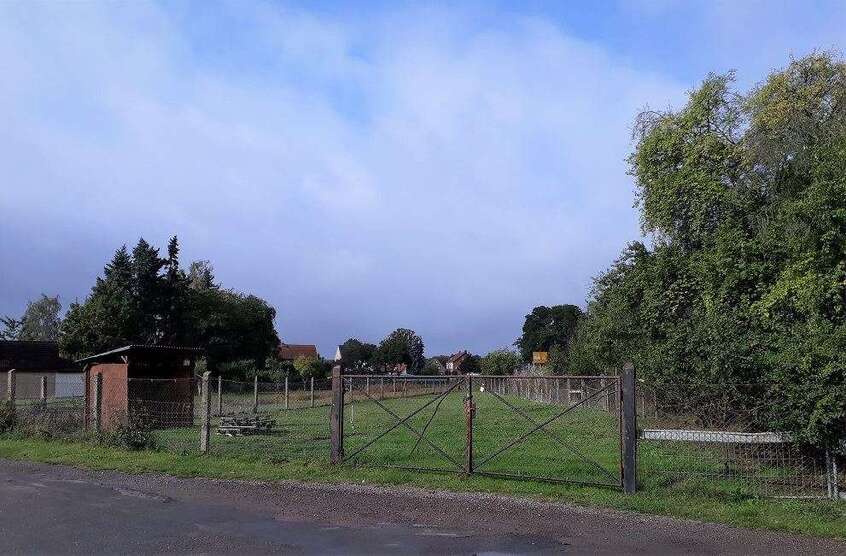 Grundstück zu verkaufen in Tangerhütte 30.000 € 1030 m² zimmer